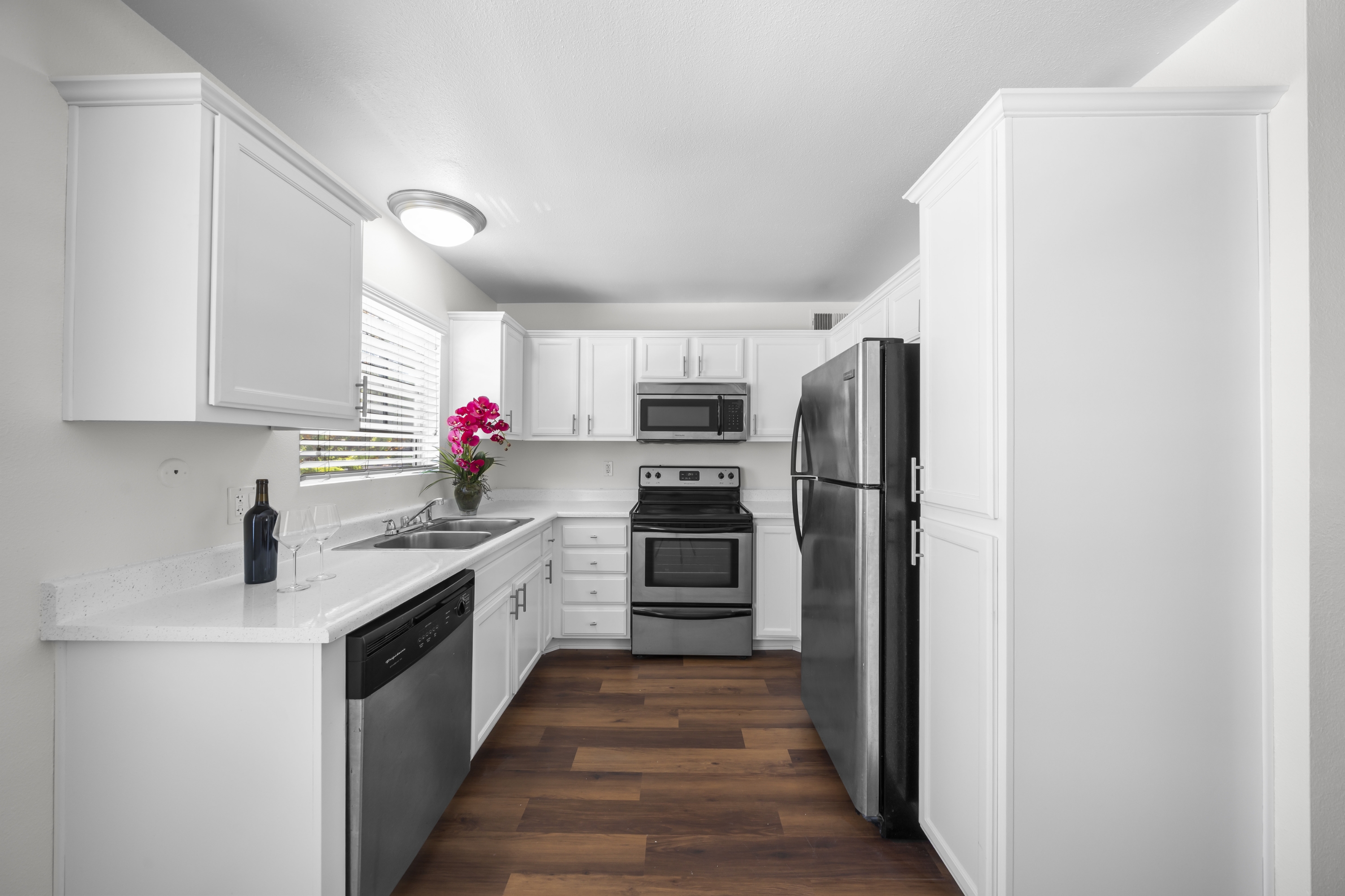 7576 Parkway Drive, Unit 1Q