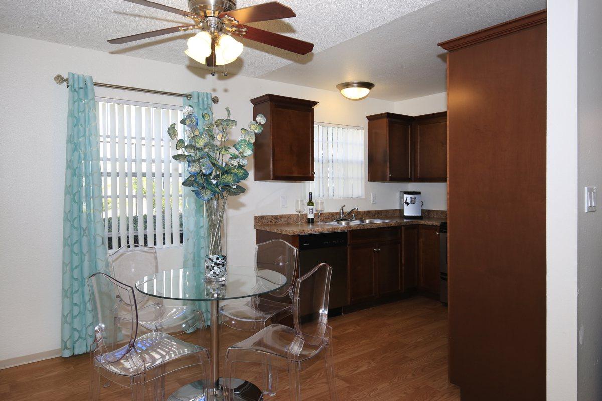 7576 Parkway Drive, Unit 2M